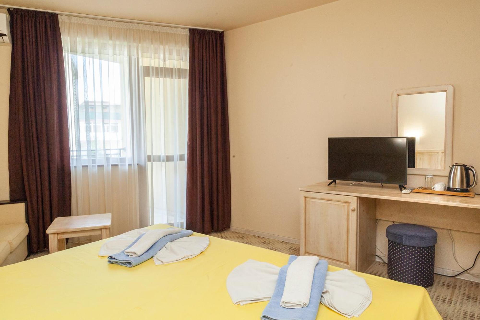Ravda Bay Guest House Extérieur photo