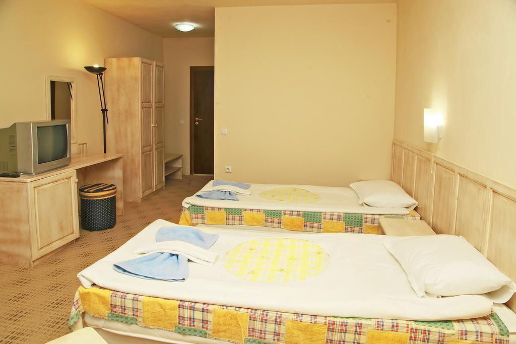 Ravda Bay Guest House Extérieur photo