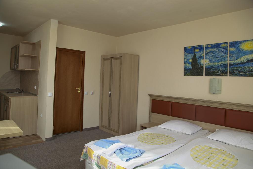 Ravda Bay Guest House Extérieur photo