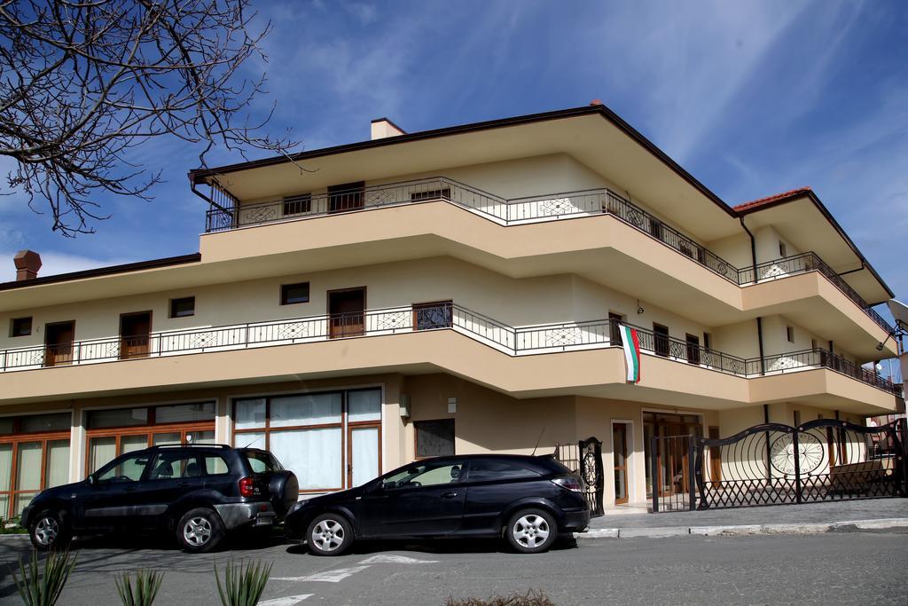 Ravda Bay Guest House Extérieur photo